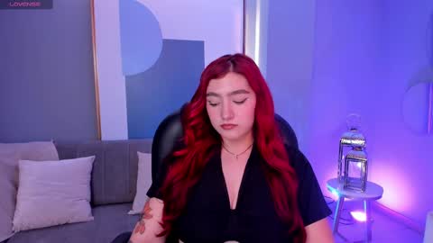 Violett Castel online show from 03-05-25, 07:17