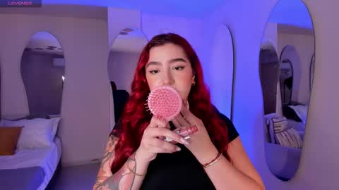 Violett Castel online show from 10-24-25, 06:59