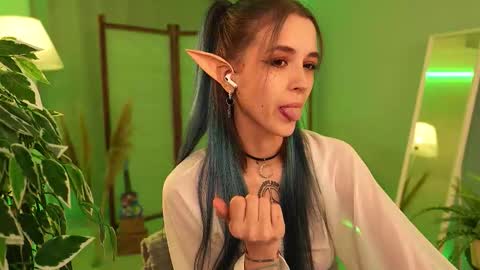 violettessa online show from 11-13-25, 11:42