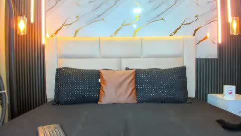 Violett online show from 07-12-26, 12:56