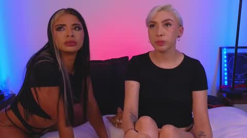 Violet online show from 02-11-25, 04:22