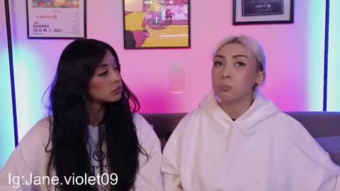 Violet online show from 10-09-25, 11:58