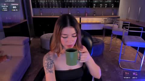 Violett  online show from 02-04-25, 06:38