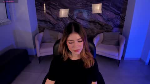 Violett  online show from 02-16-25, 10:21