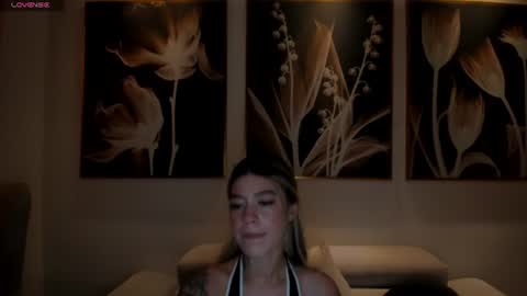 Snapshot of violetthansson chatting on 07-08-26, 10:42 Violett online show from 07-08-26, 10:42