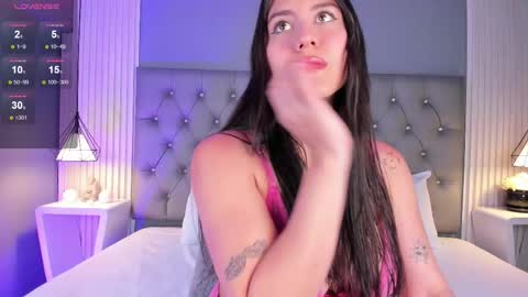 VioletthaRous online show from 02-07-26, 10:46