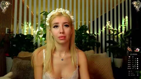 Violetta online show from 12-22-25, 10:51