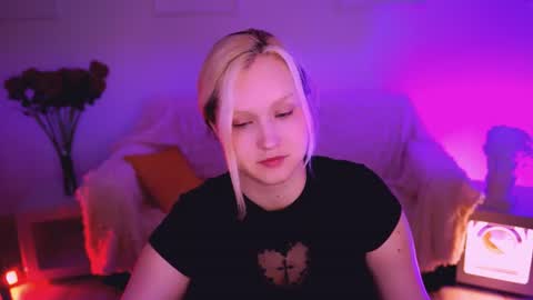 Violett online show from 06-23-26, 08:12