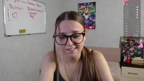 Snapshot of violetwin chatting on 10-17-25, 05:59 Violet online show from 10-17-25, 05:59