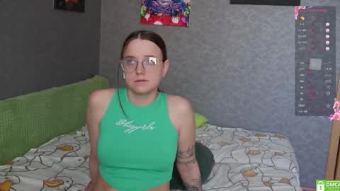 Violet online show from 03-13-26, 07:37