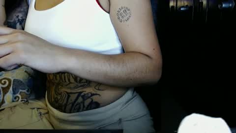 Snapshot of violetwitch05 chatting on 10-06-25, 09:56  Violet  online show from 10-06-25, 09:56