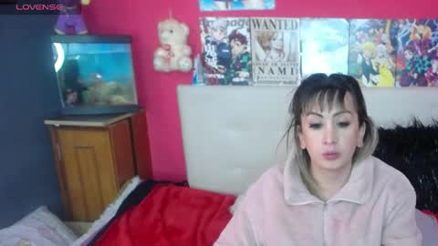 Isabella  online show from 01-31-25, 06:57