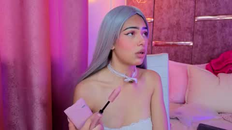 viollettebylyly online show from 09-17-25, 11:56