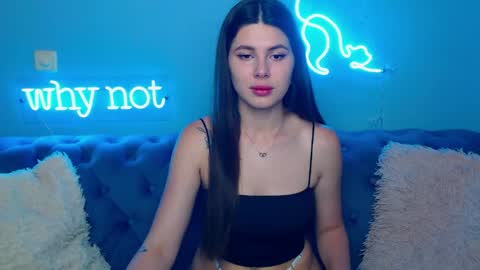 Snapshot of viollinalv chatting on 06-08-26, 04:35 viollinalv online show from 06-08-26, 04:35