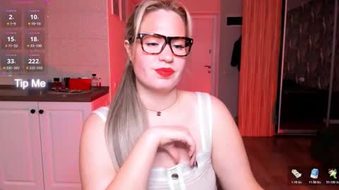  VelvettTime  online show from 10-18-25, 08:26