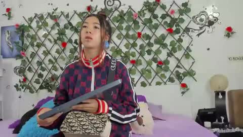 Snapshot of vip_thedivas chatting on 12-30-24, 12:09 The divas online show from 12-30-24, 12:09