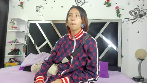 Snapshot of vip_thedivas chatting on 02-12-25, 12:01 The divas online show from 02-12-25, 12:01