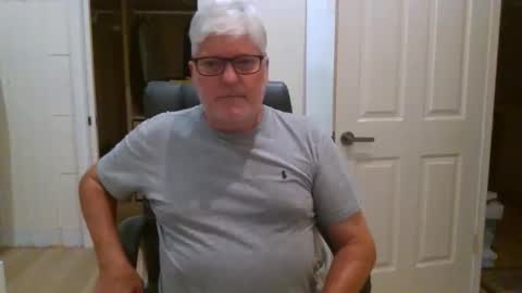 viper654321 online show from 04-12-26, 07:35