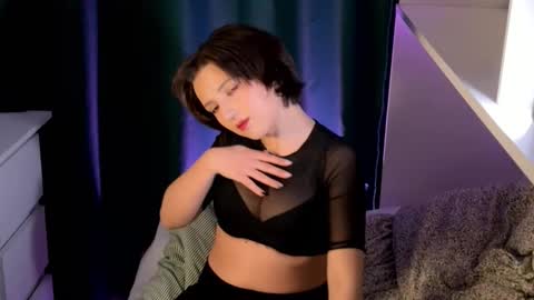 Vireia online show from 03-12-26, 06:36