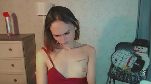 Pearl online show from 12-17-25, 04:18