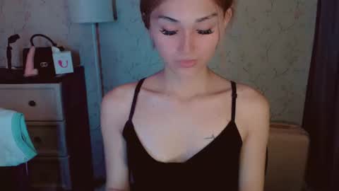 Pearl online show from 02-13-26, 03:13