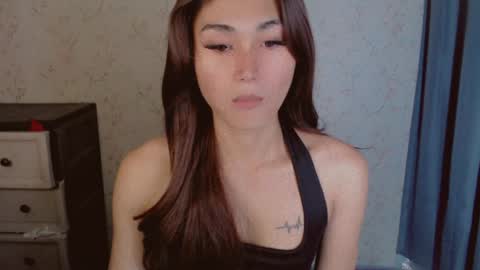 Pearl online show from 07-22-26, 02:03