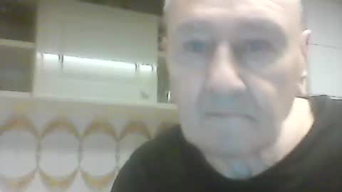 Snapshot of virgomandel chatting on 12-19-25, 05:36 virgomandel online show from 12-19-25, 05:36