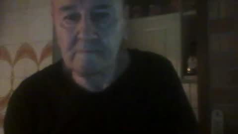 Snapshot of virgomandel chatting on 12-21-25, 05:20 virgomandel online show from 12-21-25, 05:20