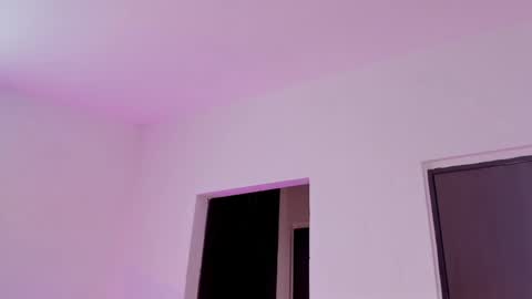 Snapshot of virtual111_ chatting on 01-18-25, 05:41 Lu online show from 01-18-25, 05:41