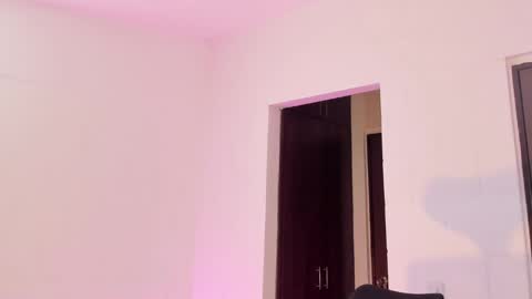 Snapshot of virtual111_ chatting on 01-30-25, 02:06 Lu online show from 01-30-25, 02:06