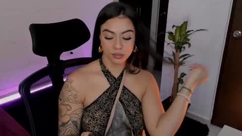 Snapshot of virtual111_ chatting on 03-05-25, 11:05 Lu online show from 03-05-25, 11:05