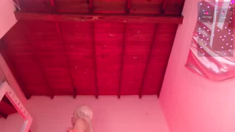 Snapshot of virtual_dollx chatting on 02-09-25, 05:40 X A-12 online show from 02-09-25, 05:40