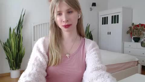 Snapshot of visceratio chatting on 04-22-26, 01:45 Visceratio online show from 04-22-26, 01:45
