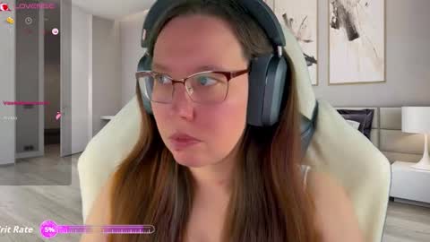 Snapshot of visecret chatting on 11-23-25, 09:03 Victoria Romans online show from 11-23-25, 09:03