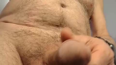 Snapshot of vitalaes chatting on 10-17-25, 10:01 Latin Romantic online show from 10-17-25, 10:01