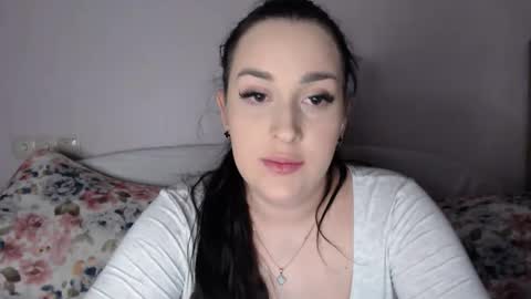 Vitalina online show from 12-20-25, 01:51