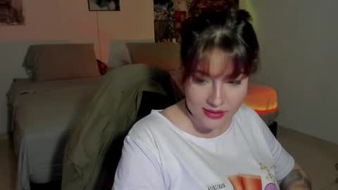 Snapshot of vitaxviper chatting on 02-10-25, 09:25 Vit a Viper online show from 02-10-25, 09:25
