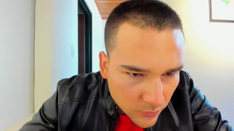 Vito Ferrer online show from 01-22-25, 12:27