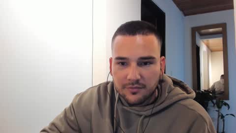 Vito Ferrer online show from 02-16-25, 01:58