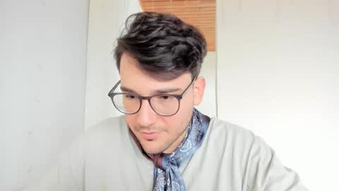 Vito Ferrer online show from 12-16-25, 06:35