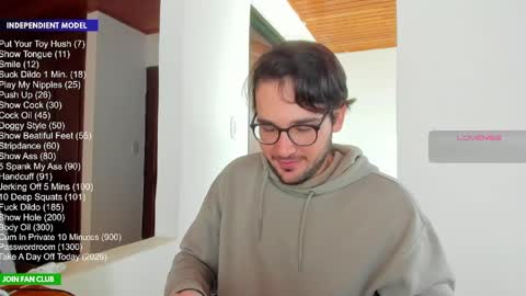 Snapshot of vito_ferrero chatting on 06-08-26, 03:56 Vito Ferrer online show from 06-08-26, 03:56