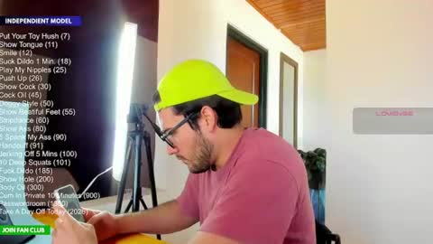 Snapshot of vito_ferrero chatting on 06-10-26, 12:59 Vito Ferrer online show from 06-10-26, 12:59