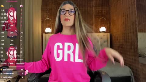 Snapshot of vitta_alfayed chatting on 01-03-25, 12:41 VittaaaPlease help me with your thumbs up its important  online show from 01-03-25, 12:41