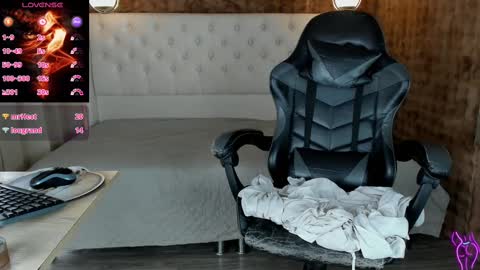 Snapshot of vitta_alfayed chatting on 02-23-25, 06:56 VittaaaPlease help me with your thumbs up its important  online show from 02-23-25, 06:56