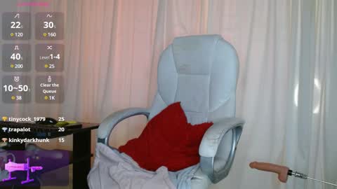 VITTORIA  online show from 02-12-25, 05:48