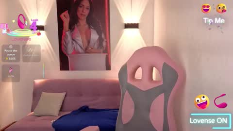 VITTORIA  online show from 09-13-25, 08:14