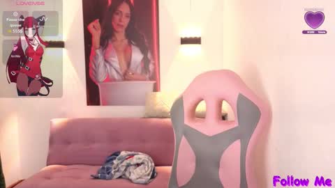 VITTORIA  online show from 10-28-25, 07:12