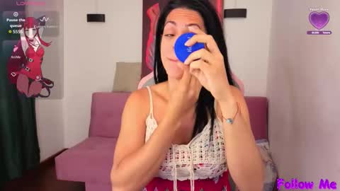 VITTORIA  online show from 12-16-25, 08:08