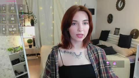 VittoriaNix online show from 04-28-26, 03:50