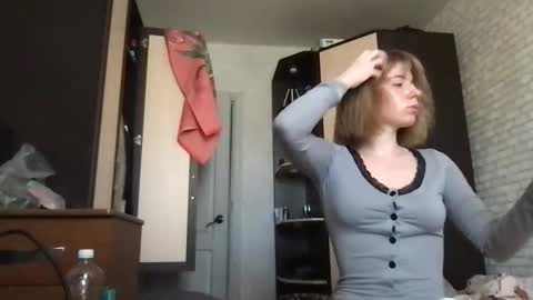 viv983161 online show from 11-12-25, 08:04